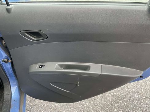 Used 2013 Chevrolet Spark LS image 38