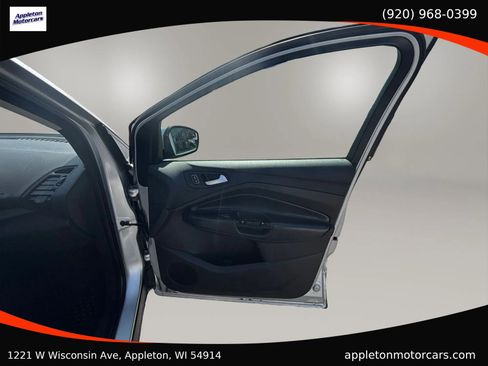 Used 2019 Ford Escape SEL AWD/4WD image 36