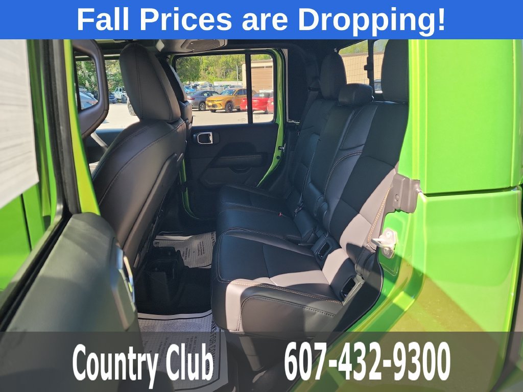 Used 2026 Jeep Gladiator Sport AWD/4WD image 24