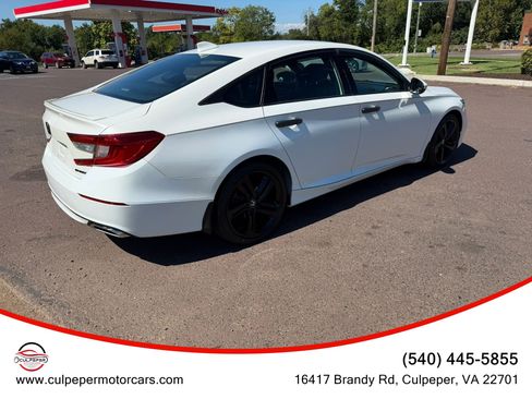 Used 2018 Honda Accord Sport image 5