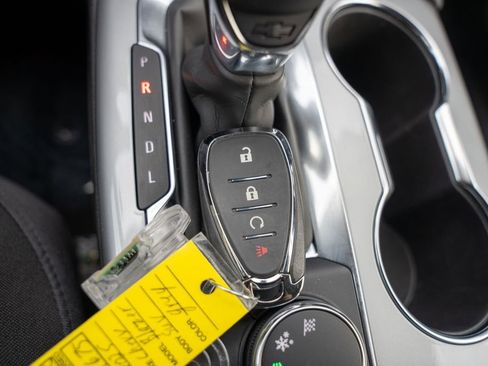 Used 2025 Chevrolet Blazer LT image 29