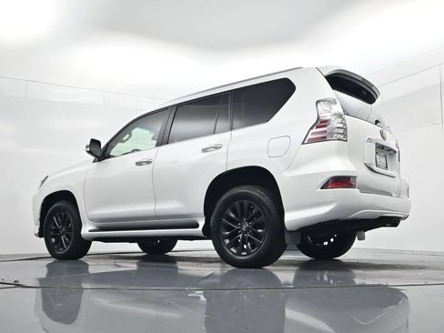 Used 2020 Lexus GX 460 Premium w/ Premium Package AWD/4WD image 48