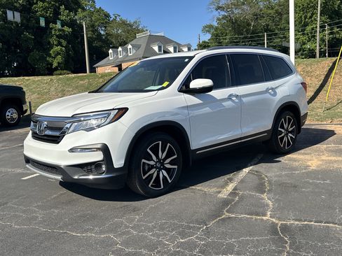 Used 2022 Honda Pilot Touring image 4