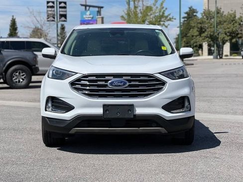 Used 2022 Ford Edge SEL w/ Convenience Package AWD/4WD image 2