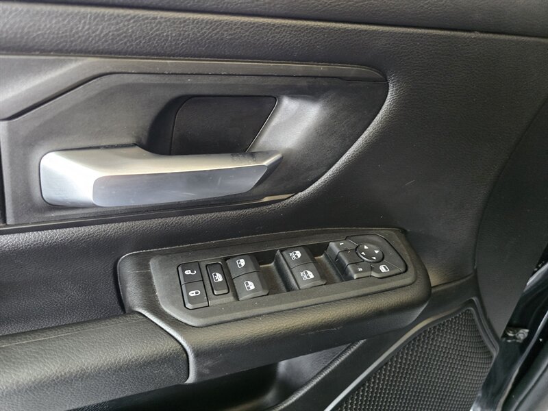 Used 2025 RAM 1500 Tradesman w/ Night Edition AWD/4WD image 17