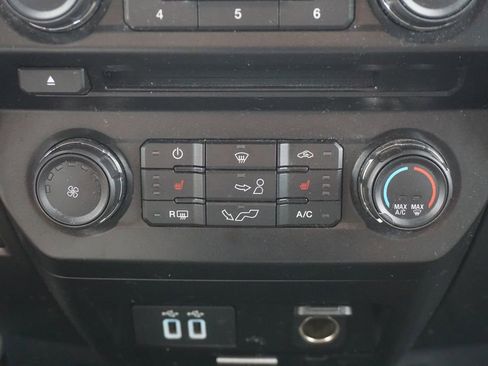 Used 2018 Ford F150 XLT w/ Equipment Group 302A Luxury AWD/4WD image 13
