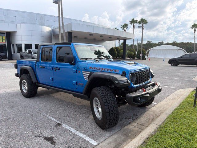 Used 2026 Jeep Gladiator Mojave w/ Safety Group AWD/4WD image 2