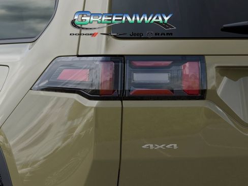 New 2026 Jeep Cherokee Laredo AWD/4WD image 9