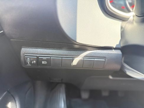 Used 2022 Toyota Corolla SE FWD image 21