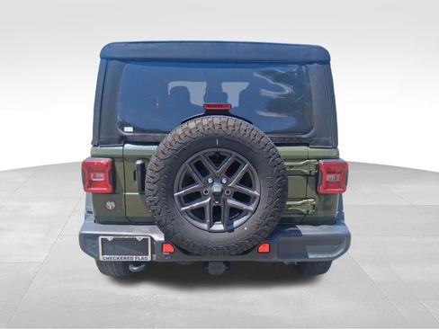 Used 2024 Jeep Wrangler Unlimited Sport AWD/4WD image 7