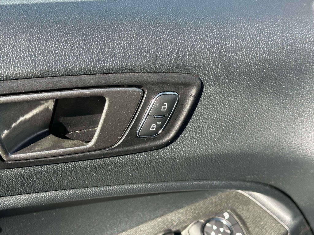 Used 2022 Ford EcoSport SE AWD/4WD image 17