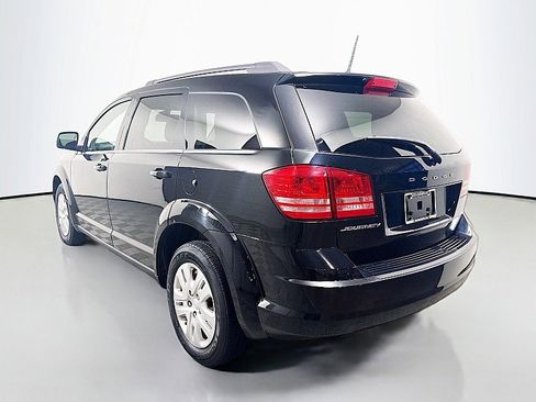 Used 2018 Dodge Journey SE image 5