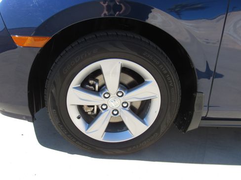 Certified 2018 Honda Odyssey EX-L image 4