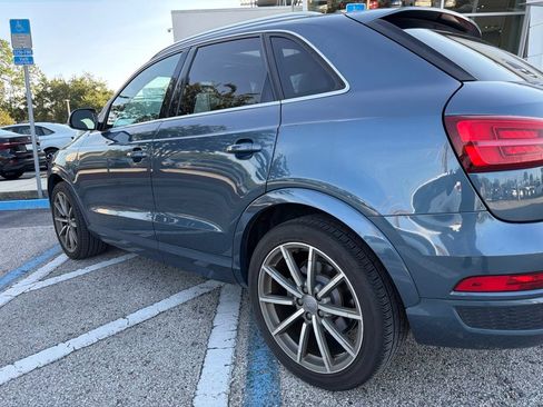 Used 2018 Audi Q3 2.0T Premium Plus w/ Premium Plus Package AWD/4WD image 22