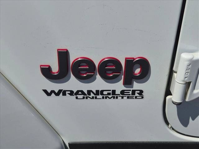 Used 2020 Jeep Wrangler Unlimited Rubicon AWD/4WD image 9