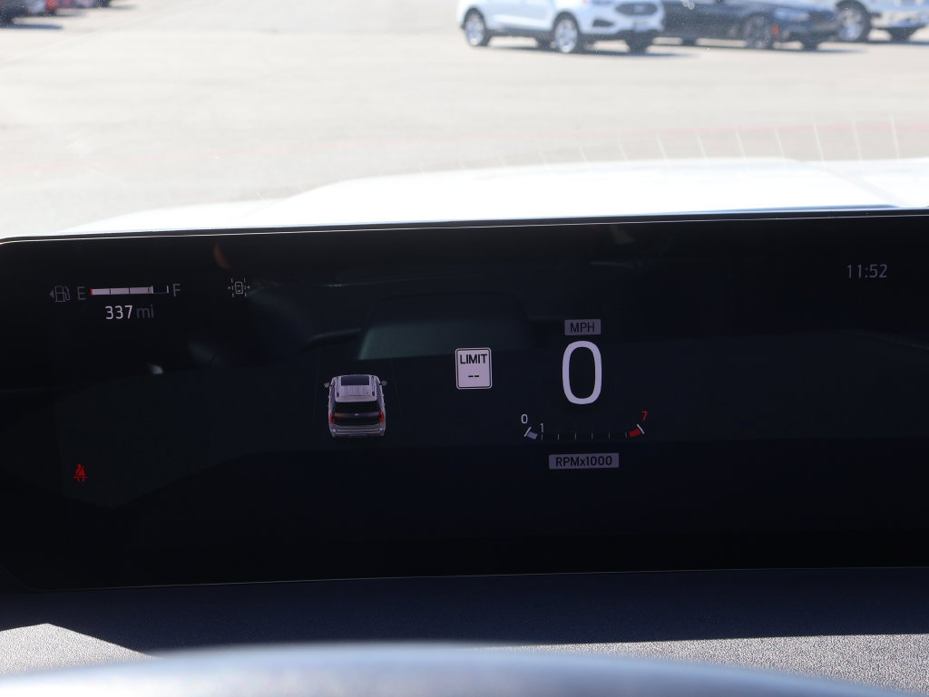 Used 2025 Ford Expedition Platinum AWD/4WD image 34