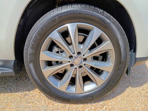 Used 2015 Mercedes-Benz GL 450 4MATIC image 20