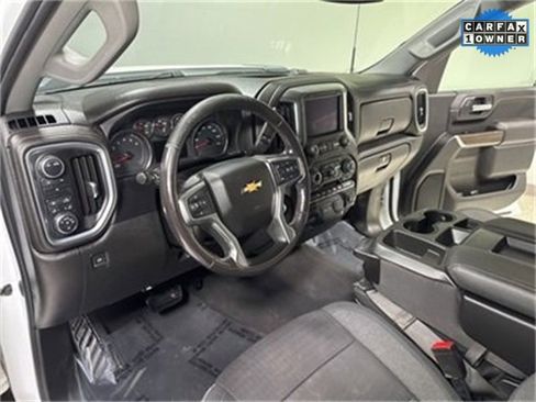 Used 2022 Chevrolet Silverado 2500 LT w/ Convenience Package image 10