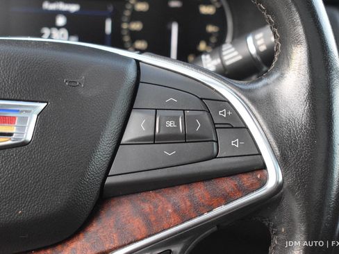 Used 2020 Cadillac XT5 Premium Luxury w/ LPO, Floor Liner Package AWD/4WD image 22