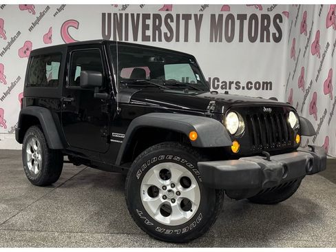 Used 2018 Jeep Wrangler Sport image 2