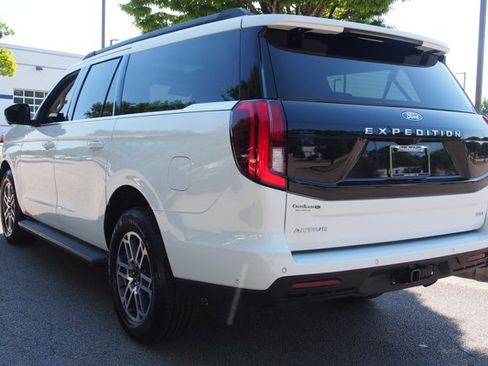 Certified 2025 Ford Expedition Max Active RWD image 5