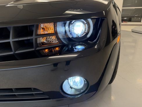 Used 2010 Chevrolet Camaro LS image 33