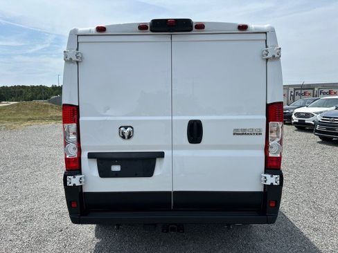 Used 2023 RAM ProMaster 2500 w/ Driver Convenience Group FWD image 10