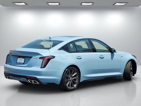 New 2026 Cadillac CT5 V w/ Technology Package RWD image 4