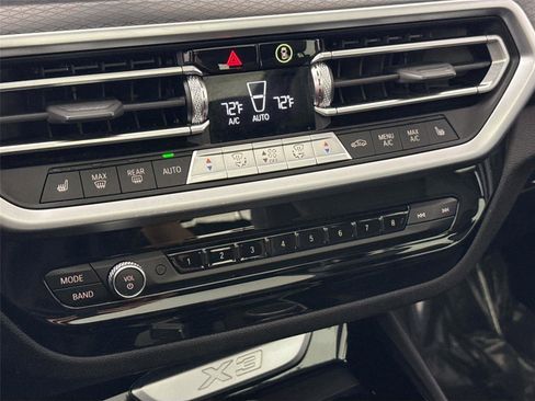 Used 2022 BMW X3 xDrive30i w/ M Sport Package image 25