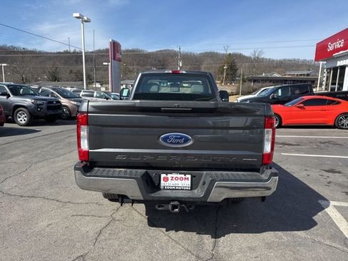 Used 2017 Ford F250 XL w/ Power Equipment Group RWD image 7