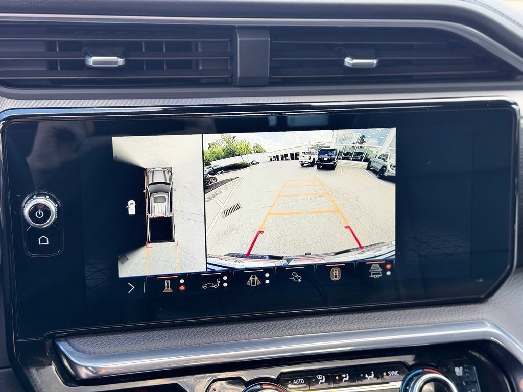 Used 2024 GMC Sierra 1500 Denali AWD/4WD image 19