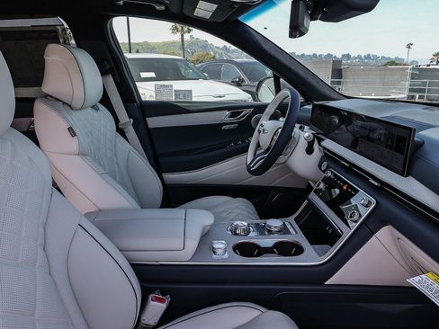 New 2026 Genesis GV80 3.5T Prestige AWD/4WD image 18