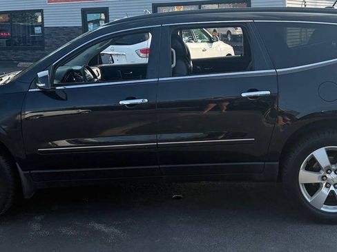 Used 2015 Chevrolet Traverse LTZ AWD/4WD image 4