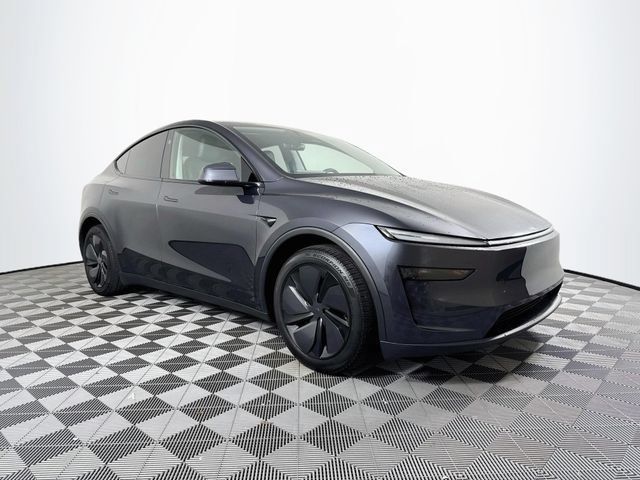 Used 2026 Tesla Model Y AWD image 10
