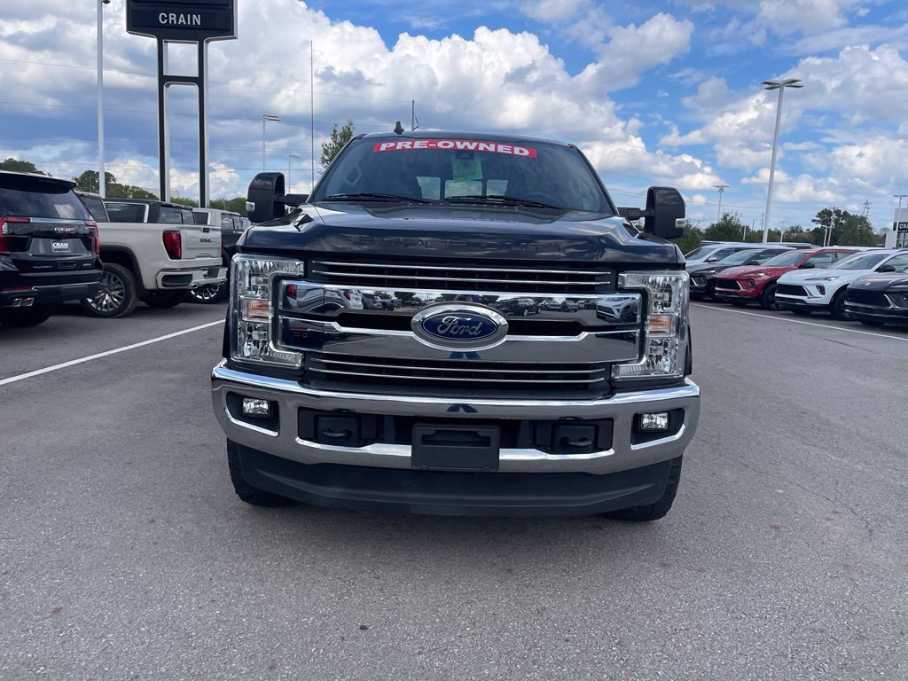 Used 2019 Ford F250 Lariat w/ Lariat Ultimate Package AWD/4WD image 2