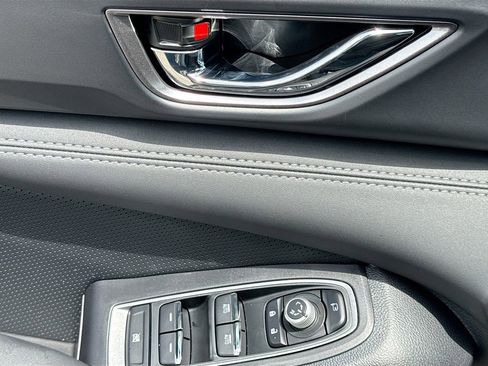 Certified 2025 Subaru Ascent Limited image 25