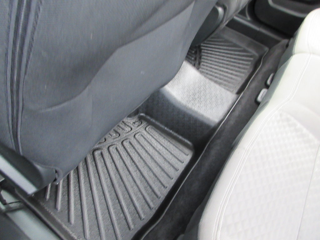Used 2022 Ford Escape SE AWD/4WD image 23