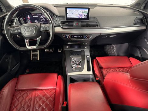 Used 2020 Audi SQ5 Prestige w/ Prestige Package image 25