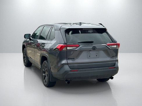 Used 2024 Toyota RAV4 LE FWD image 7