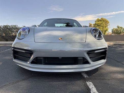 Used 2024 Porsche 911 Carrera 4S w/ Premium Package AWD/4WD image 38