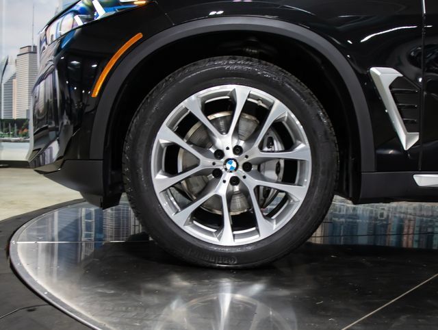 Used 2026 BMW X5 xDrive40i AWD/4WD image 7