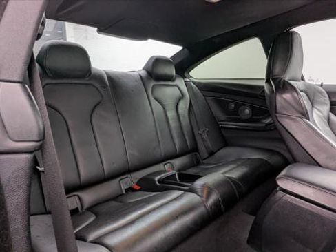 Used 2016 BMW M4 Coupe image 19