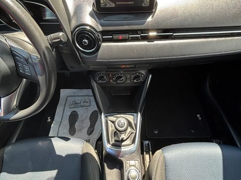 Used 2018 Toyota Yaris iA FWD image 12