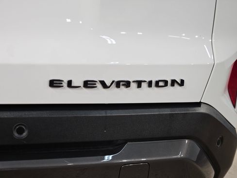 Used 2025 GMC Terrain Elevation image 38