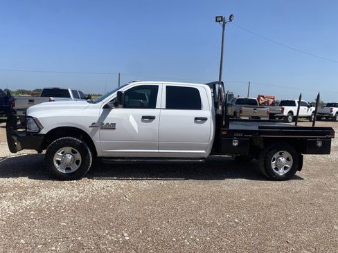 Used 2017 RAM 3500 Tradesman w/ Popular Equipment Group image 4