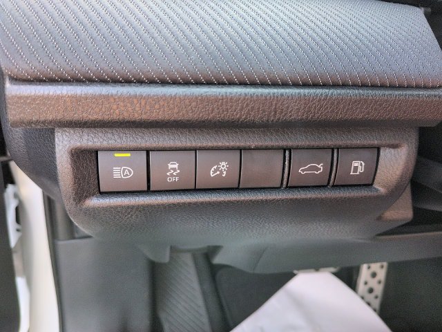 Used 2025 Toyota Camry SE FWD image 15