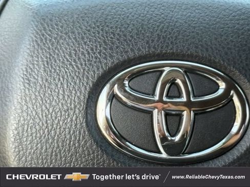 Used 2023 Toyota Camry SE FWD image 14