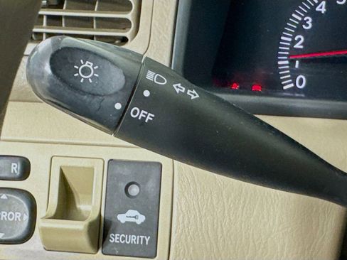 Used 2006 Toyota Corolla CE FWD image 13