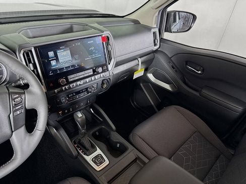 New 2026 Nissan Frontier SV w/ All-Weather Content Package AWD/4WD image 20