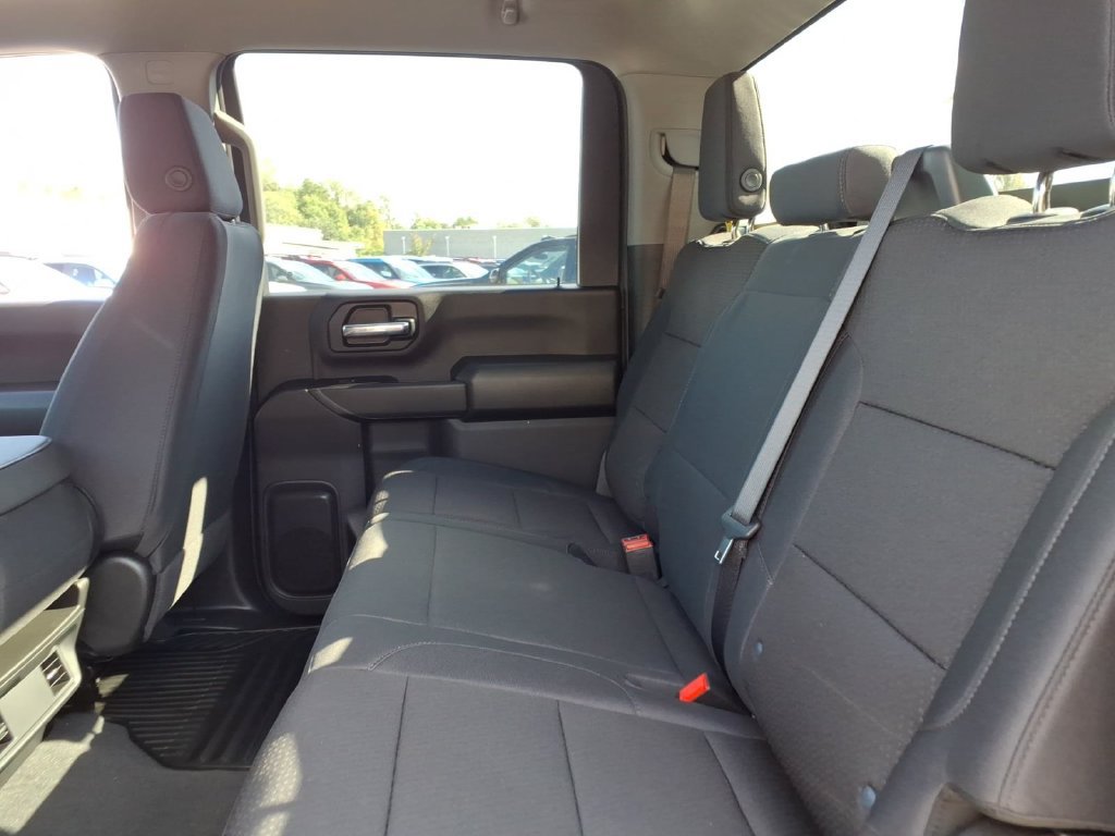 New 2026 Chevrolet Silverado 2500 Custom w/ Z71 Off-Road Package AWD/4WD image 18